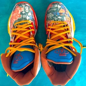 Nike Kyrie 8 Infinity Ky-D   Size US 6 (men’s)